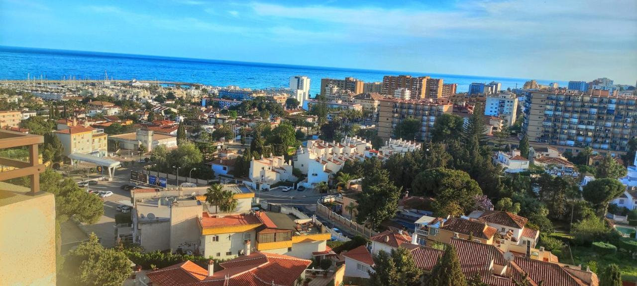 토레몰리노스 Apartamento Con Vistas Al Mar En Puerto Marina 아파트 외부 사진